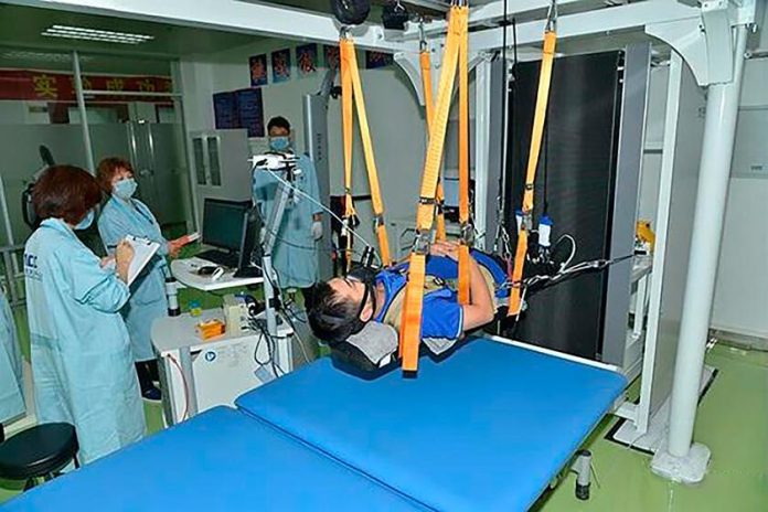 post-1-30-dias-sin-levantarse-de-la-cama-asi-entrena-china-a-sus-fu